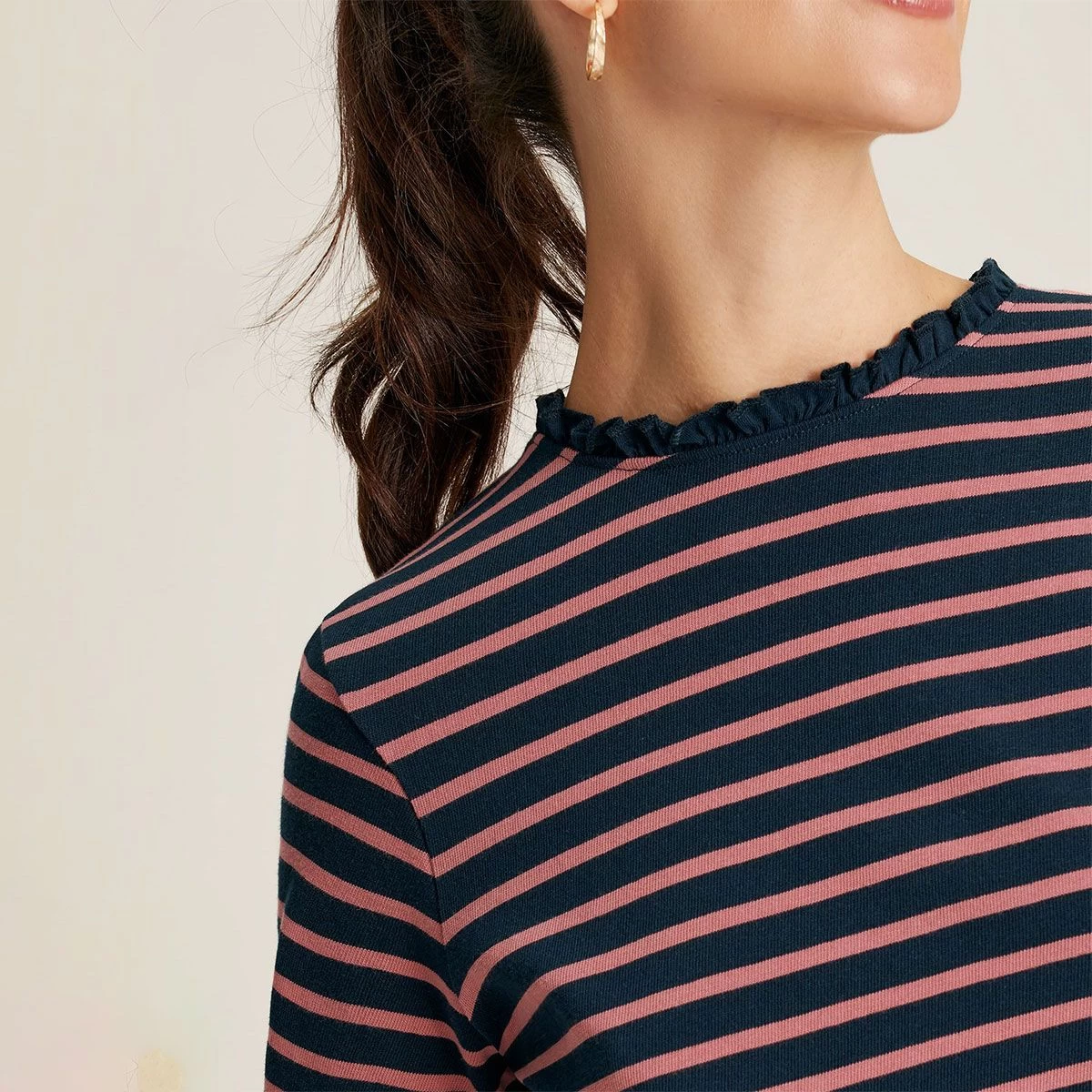 Joules Women's Daisy Striped Long Sleeve Top - Apricot/Navy Stripe 2 Joules Women's Daisy Striped Long Sleeve Top - Apricot/Navy Stripe - Image 2
