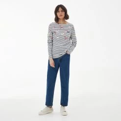 Barbour Women's Hawkins Top - Off White Dog Print 10 Barbour Women's Hawkins Top - Off White Dog Print -Fashion Lady barbour hawkins top dog print 3