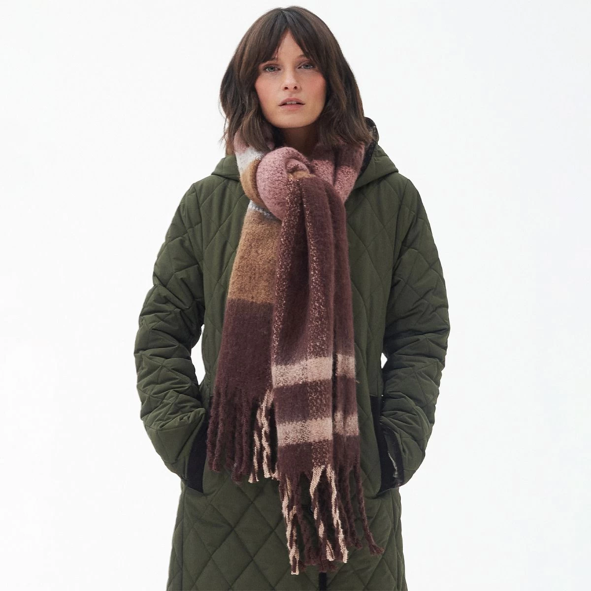 Barbour Isla Tartan Boucle Scarf - Chocolate Tartan 2 Barbour Isla Tartan Boucle Scarf - Chocolate Tartan - Image 2