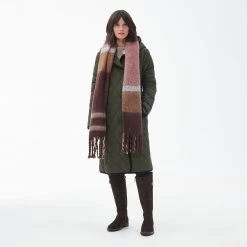 Barbour Isla Tartan Boucle Scarf - Chocolate Tartan 8 Barbour Isla Tartan Boucle Scarf - Chocolate Tartan -Fashion Lady barbour isla boucle scarf choc os 3