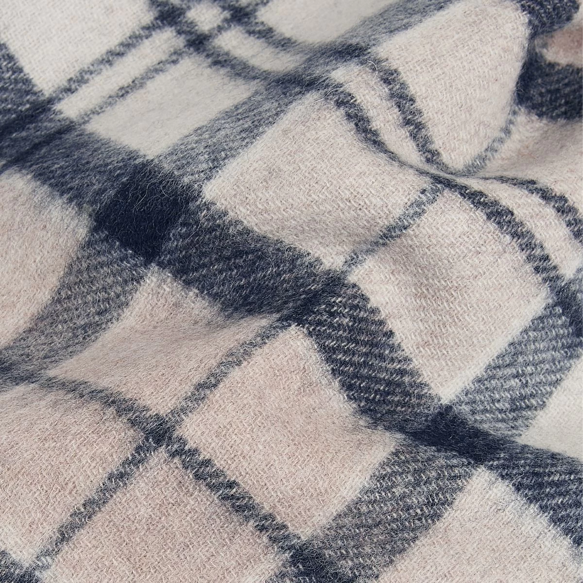 Barbour Jemima Tartan Scarf - Trench Tartan 5 Barbour Jemima Tartan Scarf - Trench Tartan - Image 5