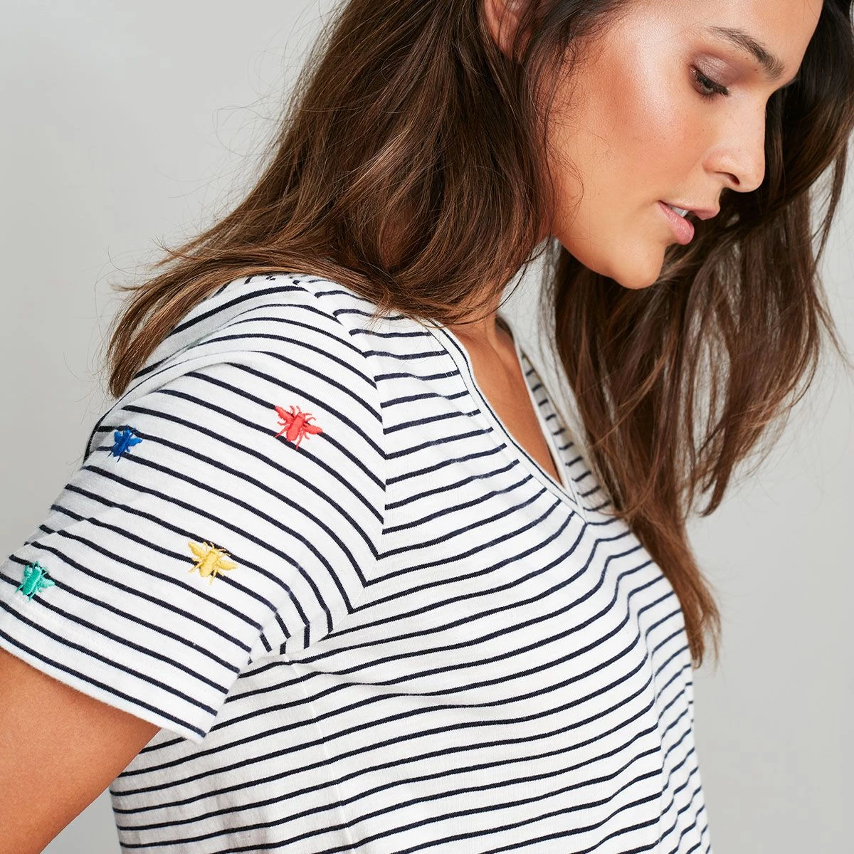 Joules Women’s Celina Embroidered T-Shirt – Cream Bee Stripe 6 Joules Women’s Celina Embroidered T-Shirt – Cream Bee Stripe - Image 6