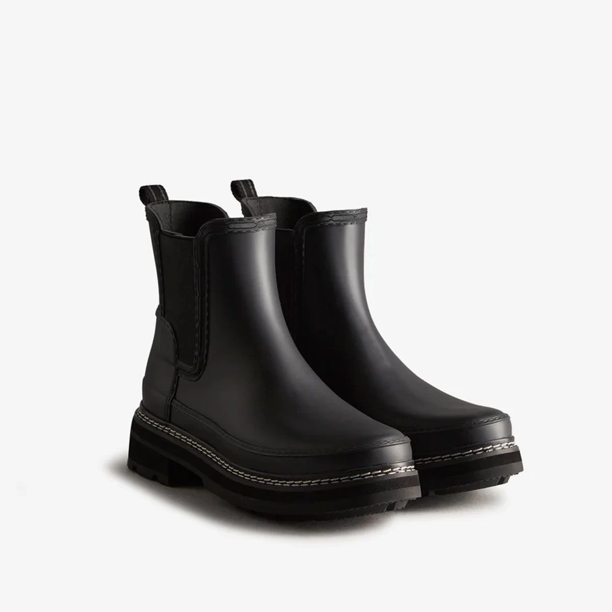 Hunter Women's Refined Stitch Detail Chelsea Boots - Black 1 Hunter Women's Refined Stitch Detail Chelsea Boots - Black