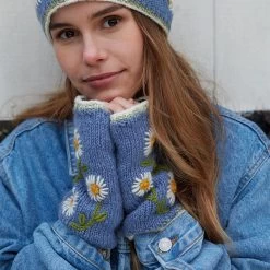 Pachamama Women's Daisy Chain Handwarmers - Jacaranda -Fashion Lady daisy chain handwarmer jacaranda 2 1