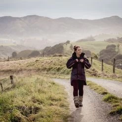 Kaiwaka Women's Stormforce Lady Of The Land Winter Jacket - Navy/Aubergine