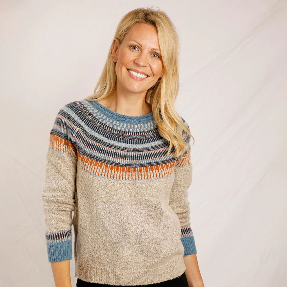 Weird Fish Women's Lowell Fair Isle Jumper - Chalk 2 Weird Fish Women's Lowell Fair Isle Jumper - Chalk - Image 2