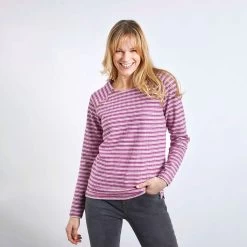 Weird Fish Women’s Ajuda Organic Cotton Sweatshirt – Boysenberry