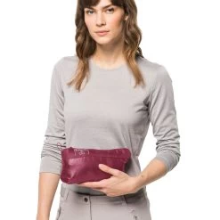 Jack Wolfskin Women's Pack & Go Quilted Gilet - Sangria Red 8 Jack Wolfskin Women's Pack & Go Quilted Gilet - Sangria Red -Fashion Lady wms pack go down vest sang red