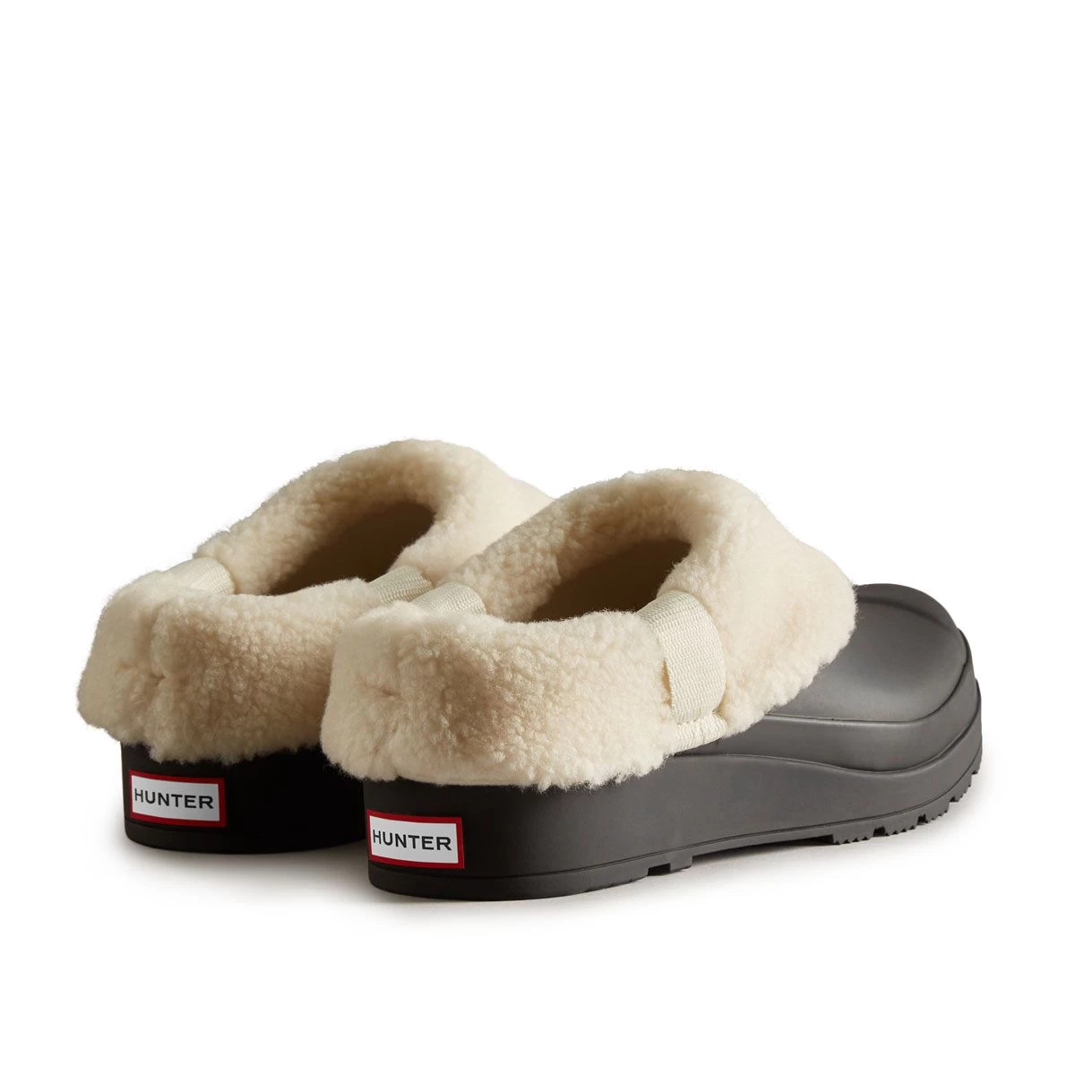 Hunter Women's Play Shearling Insulated Clogs - Black 2 Hunter Women's Play Shearling Insulated Clogs - Black - Image 2