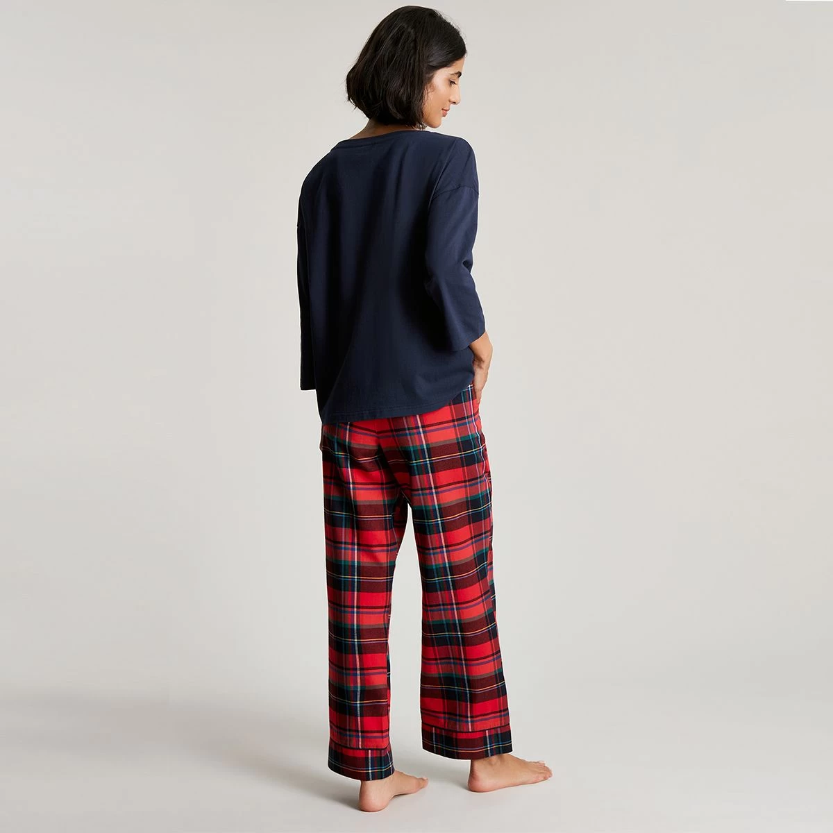 Joules Women’s Goodnight Christmas Pyjama Set – Xmas Dog 4 Joules Women’s Goodnight Christmas Pyjama Set – Xmas Dog - Image 4