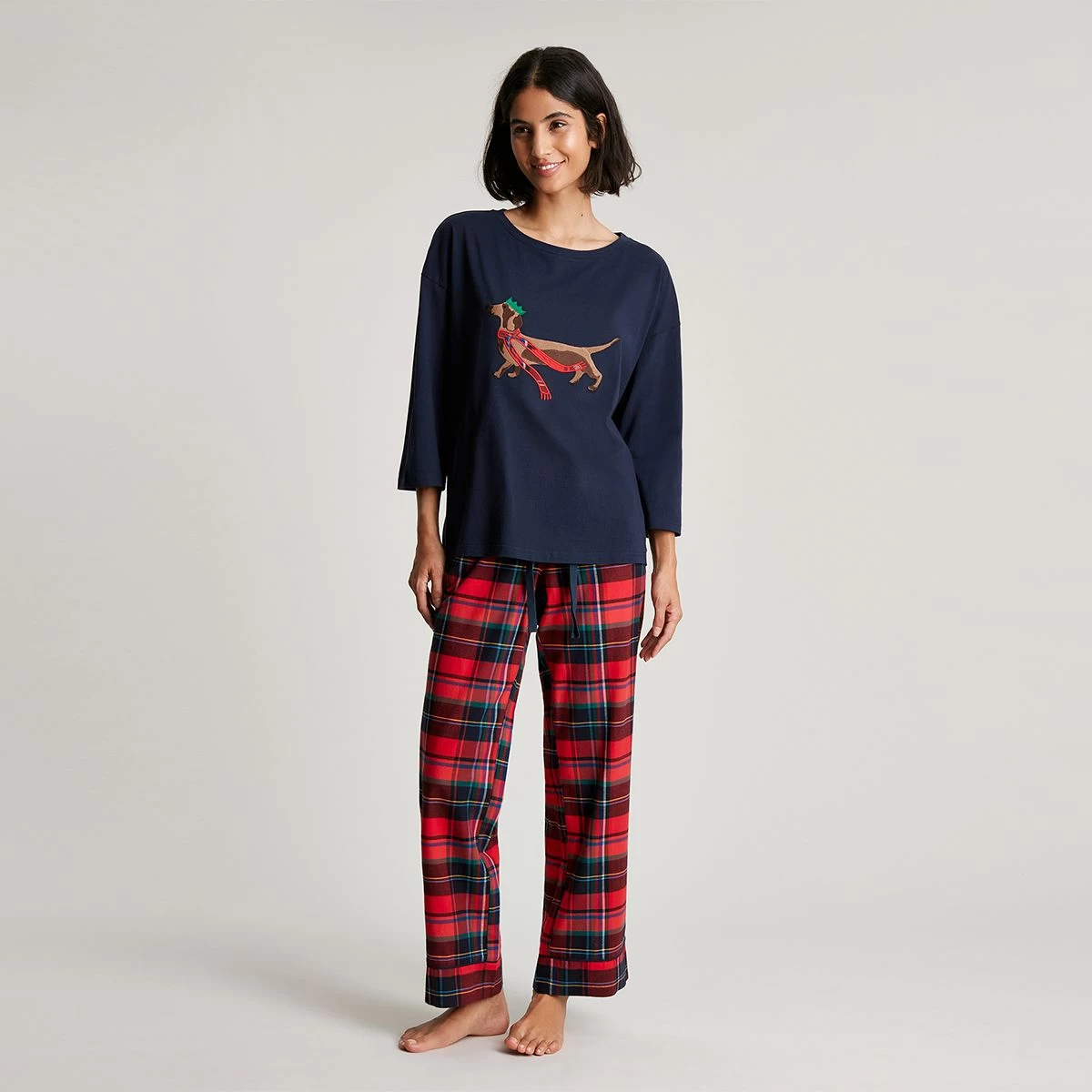 Joules Women’s Goodnight Christmas Pyjama Set – Xmas Dog 7 Joules Women’s Goodnight Christmas Pyjama Set – Xmas Dog - Image 7